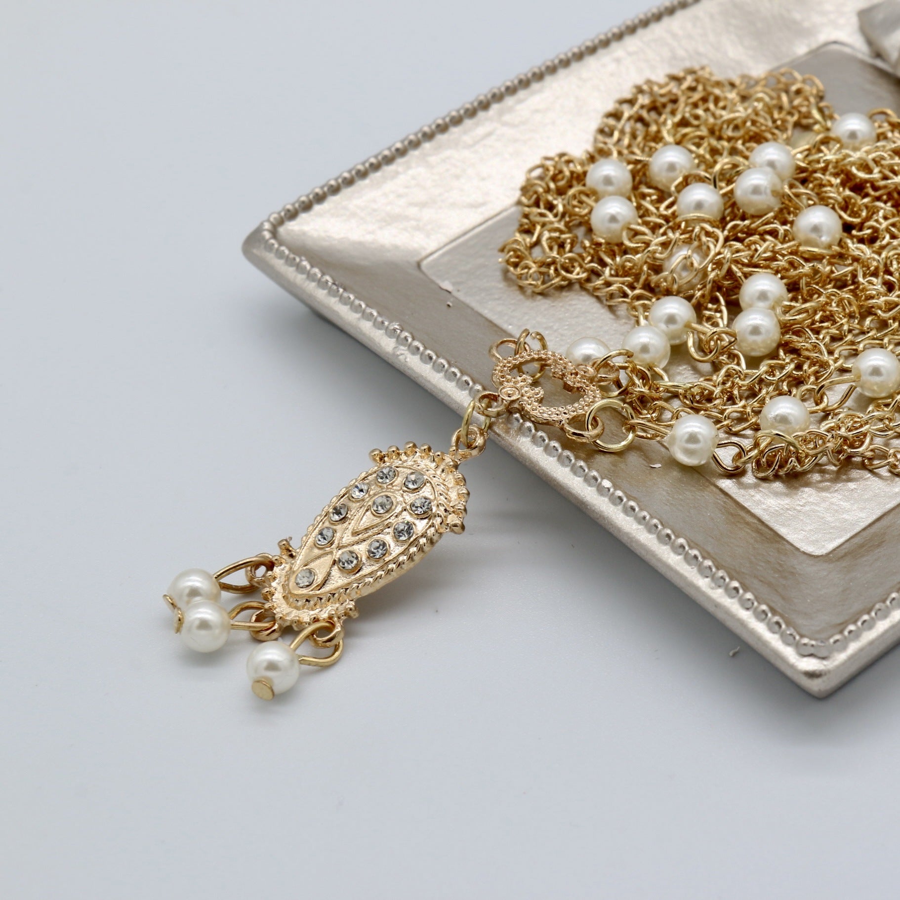 Wholesale Vintage Pearl Tassel Elegant Hair Band Hair Accessory Head Chain Fashionable Bands For Women