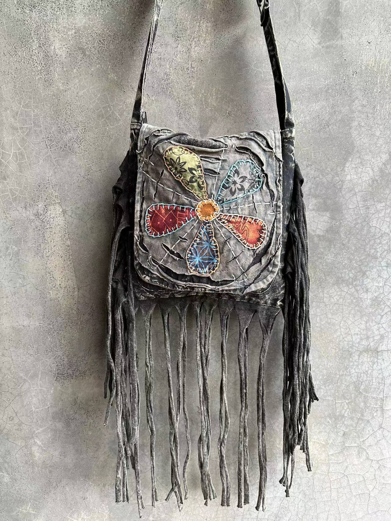 Wholesale Hippie Wasteland Style Bohemian Ethnic Style Niche Tassel Crossbody Shoulder Bag
