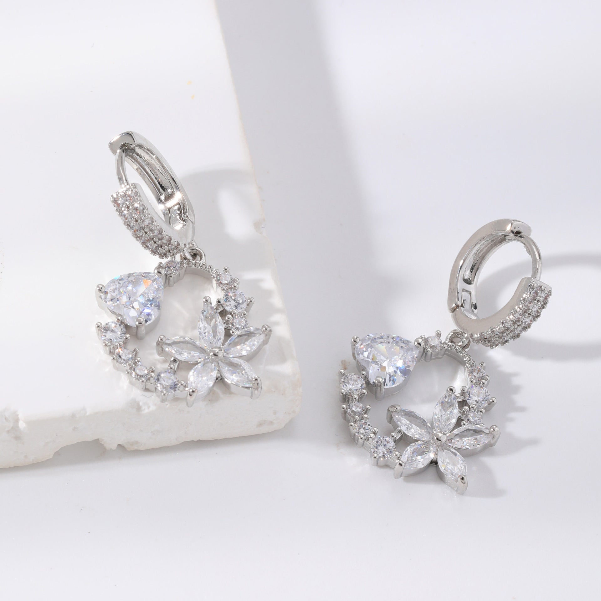 Wholesale  Flower Leaf Heart Pendant Earrings Valentine' s Day Birthday Gift