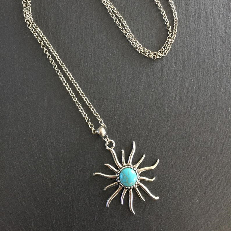 Wholesale Boho Sun Pendant Crackle Turquoise Alloy Necklaces