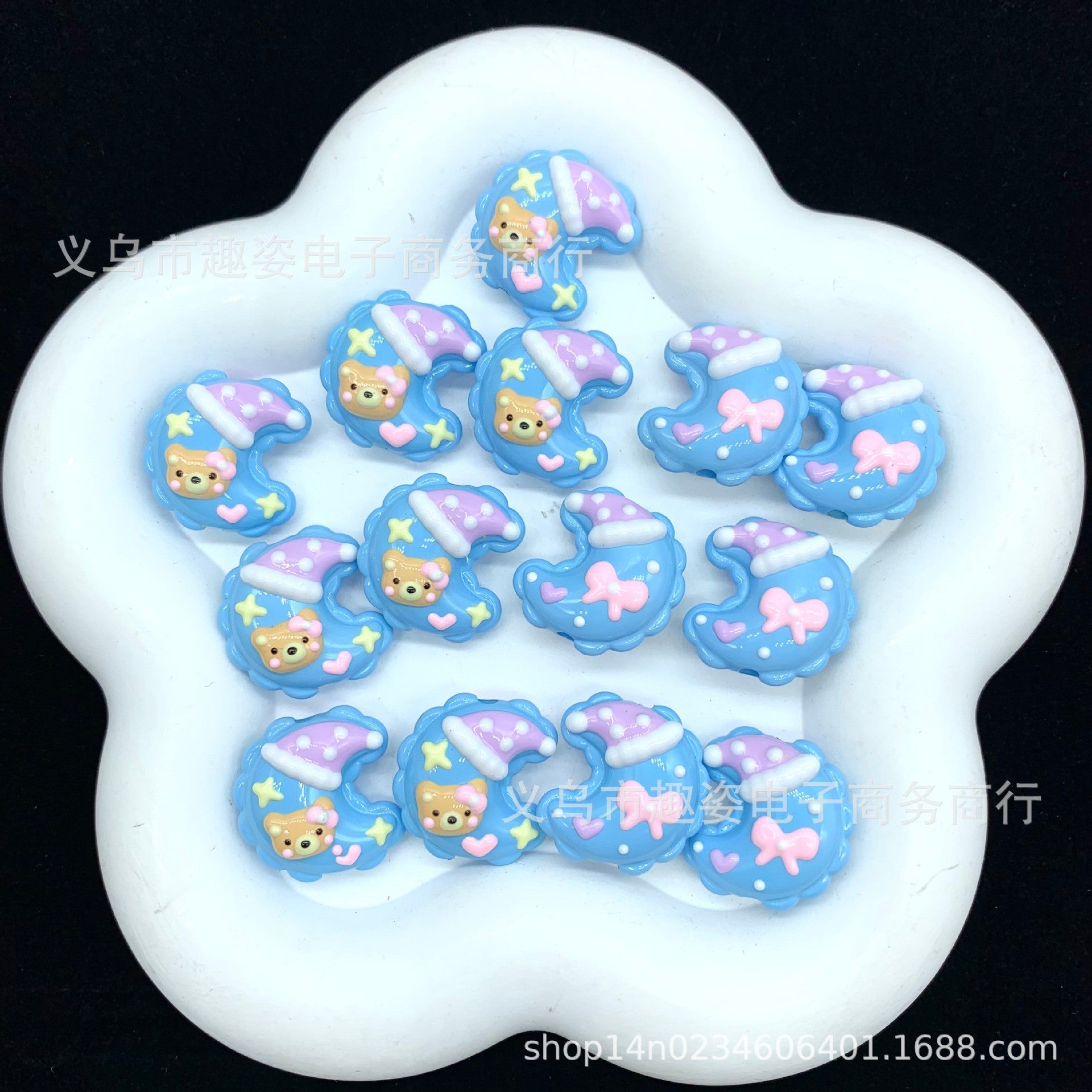Wholesale 10pcs    Moon-shaped beaded pillow  Acrylic Beads