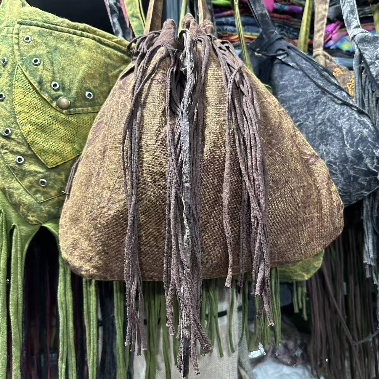 Wholesale Hippie Wasteland Style Bohemian Ethnic Style Niche Tassel Crossbody Shoulder Bag