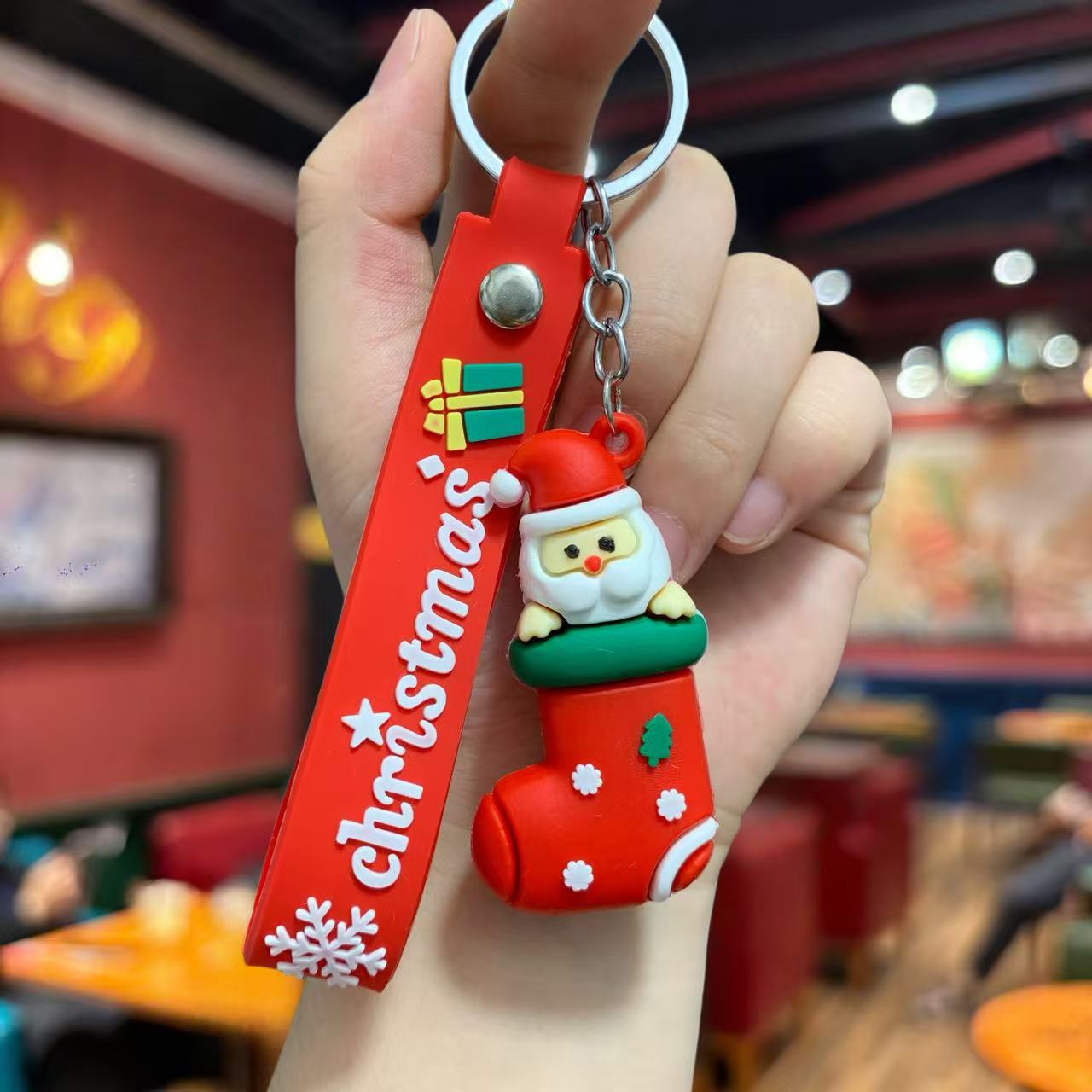 Wholesale Christmas keychain  gift pendant  Keychains