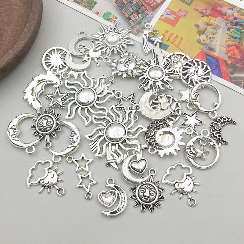 Wholesale Antique Silver Alloy Retro Simulation Star, Moon, Sun DIY Pendant