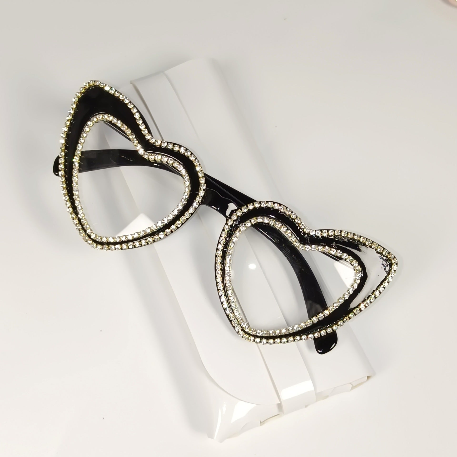 Wholesale Stylish Sunglasses with Diamonds