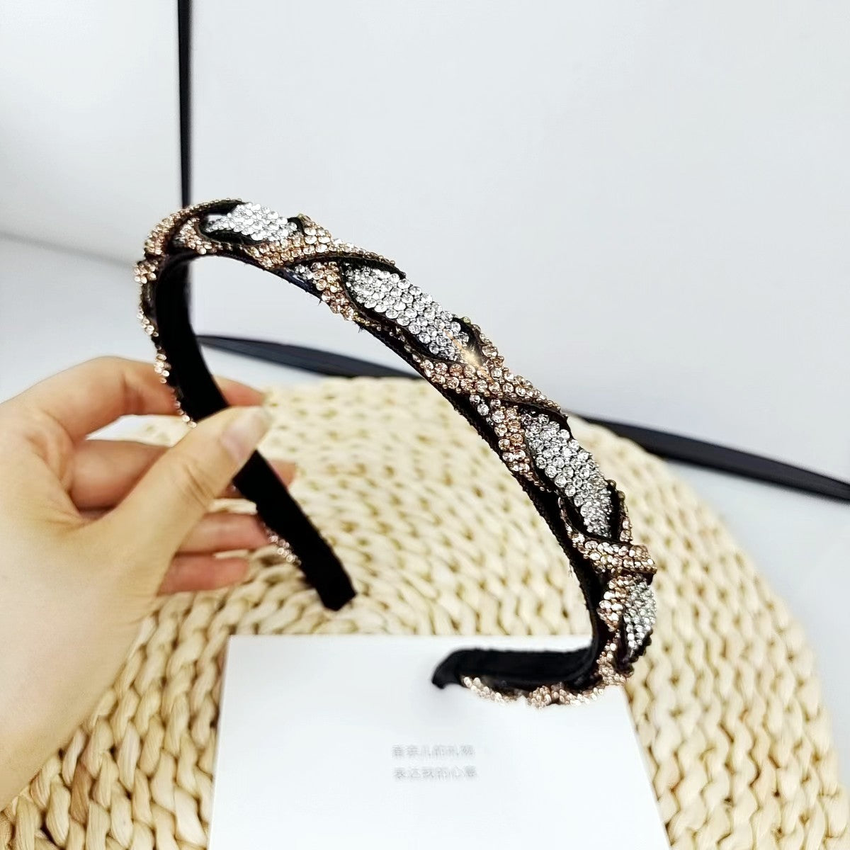 Wholesale Light Luxury Color Blocked Full Diamond Fashionable Versatile High End Sensation Sparkling Diamond High End Headband