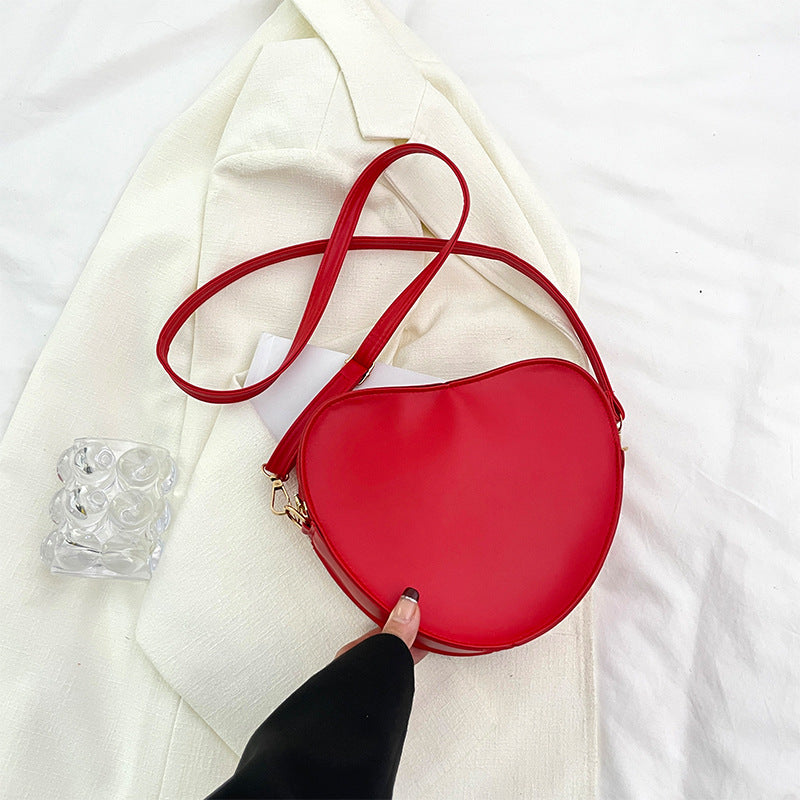 Wholesale PU Heart-shaped Crossbody Bag and Shoulder Bag