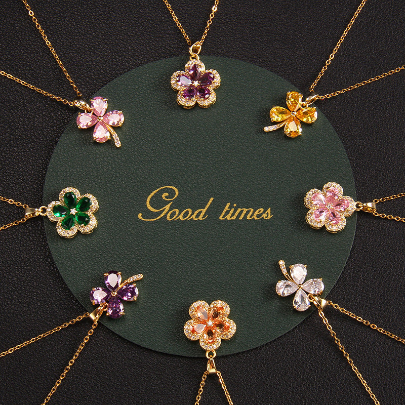 Wholesale Four-leaf Clover Flower Necklaces Pendant Clavicle Chain