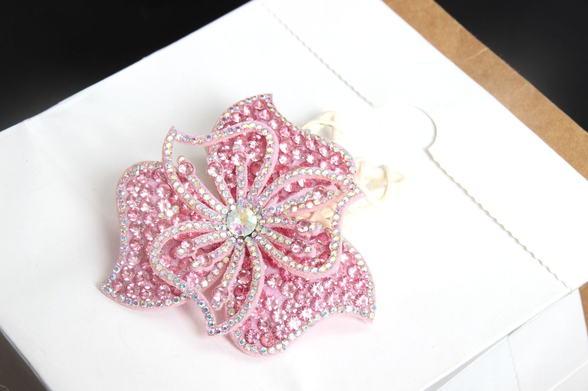 Wholesale 10pcs Rhinestone sequin floral embroidery DIY Patches