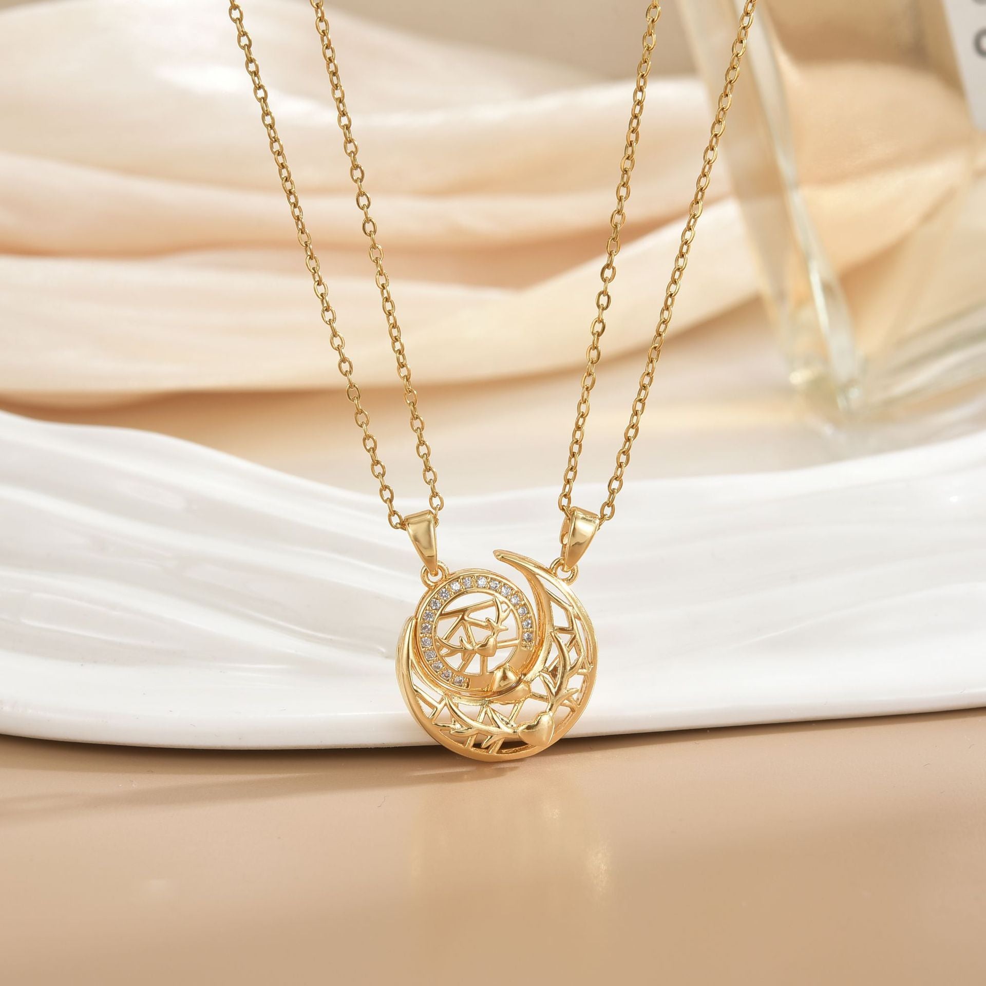 Wholesale Magnetic Sun Moon Titanium Steel Necklace