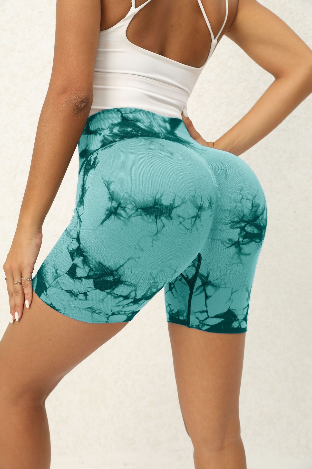 Wholesale Spot High Waist Tie Dye Sports Outdoor Shorts Tight Hip Breathable Peach Yoga Fitness