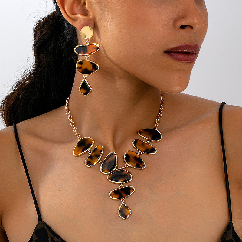 Wholesale Trendy Irregular Geometric Alloy Necklace And Earrings Set For Women Chic Jewelry Accessory For Daily Wear