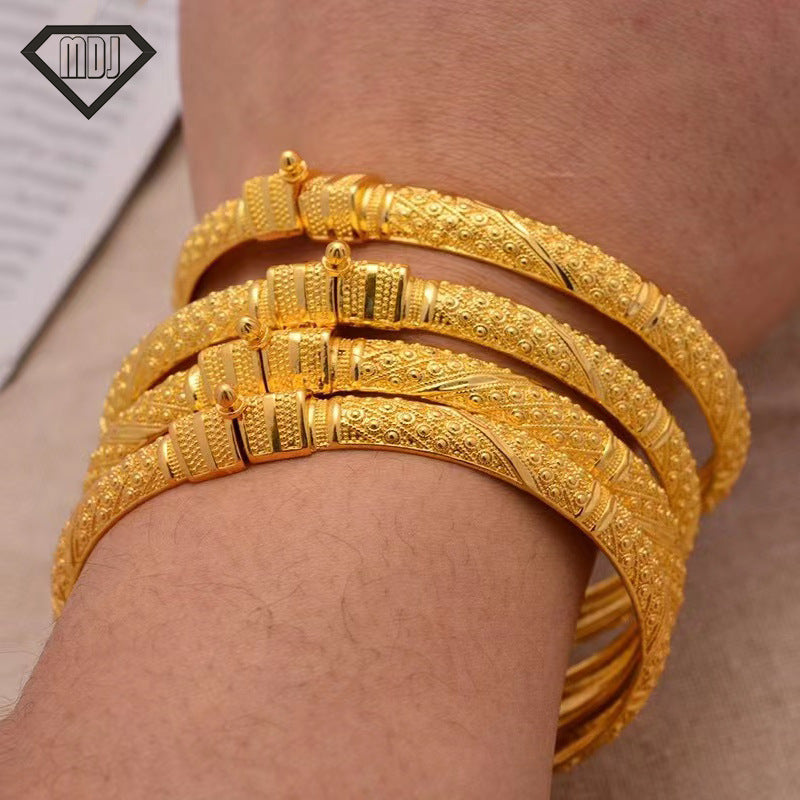 Wholesale Local tyrants gold buckle open gold exquisite carving craft bracelet