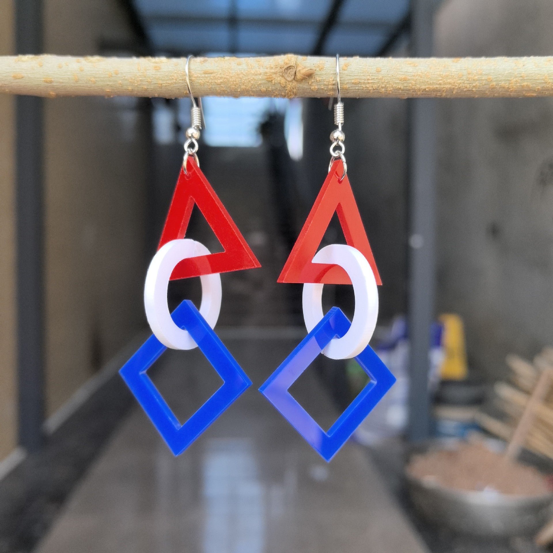 Wholesale Independence Day 3D Rotating Heart Acrylic Earrings