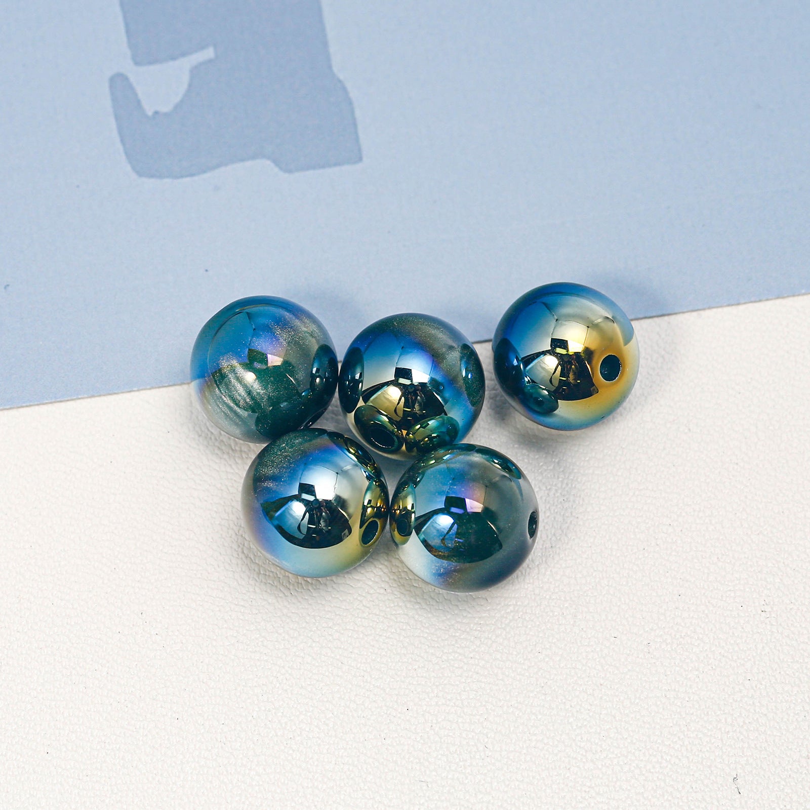 Wholesale 50pcs/1pack Autumn and Winter Versatile Cat Eye Straight Hole Through-hole DIY Resin Beads