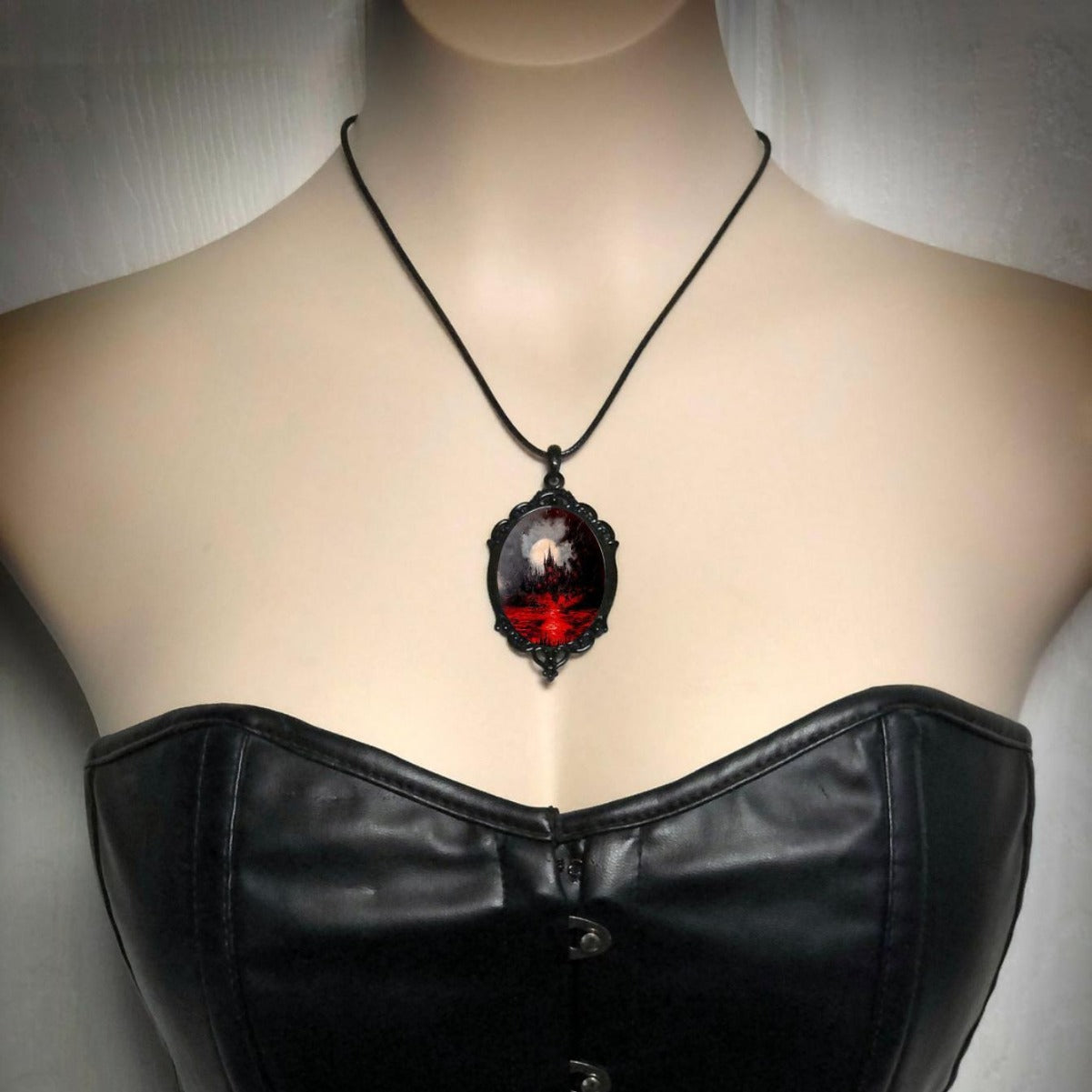 Wholesale  dark vanity gothic necklace