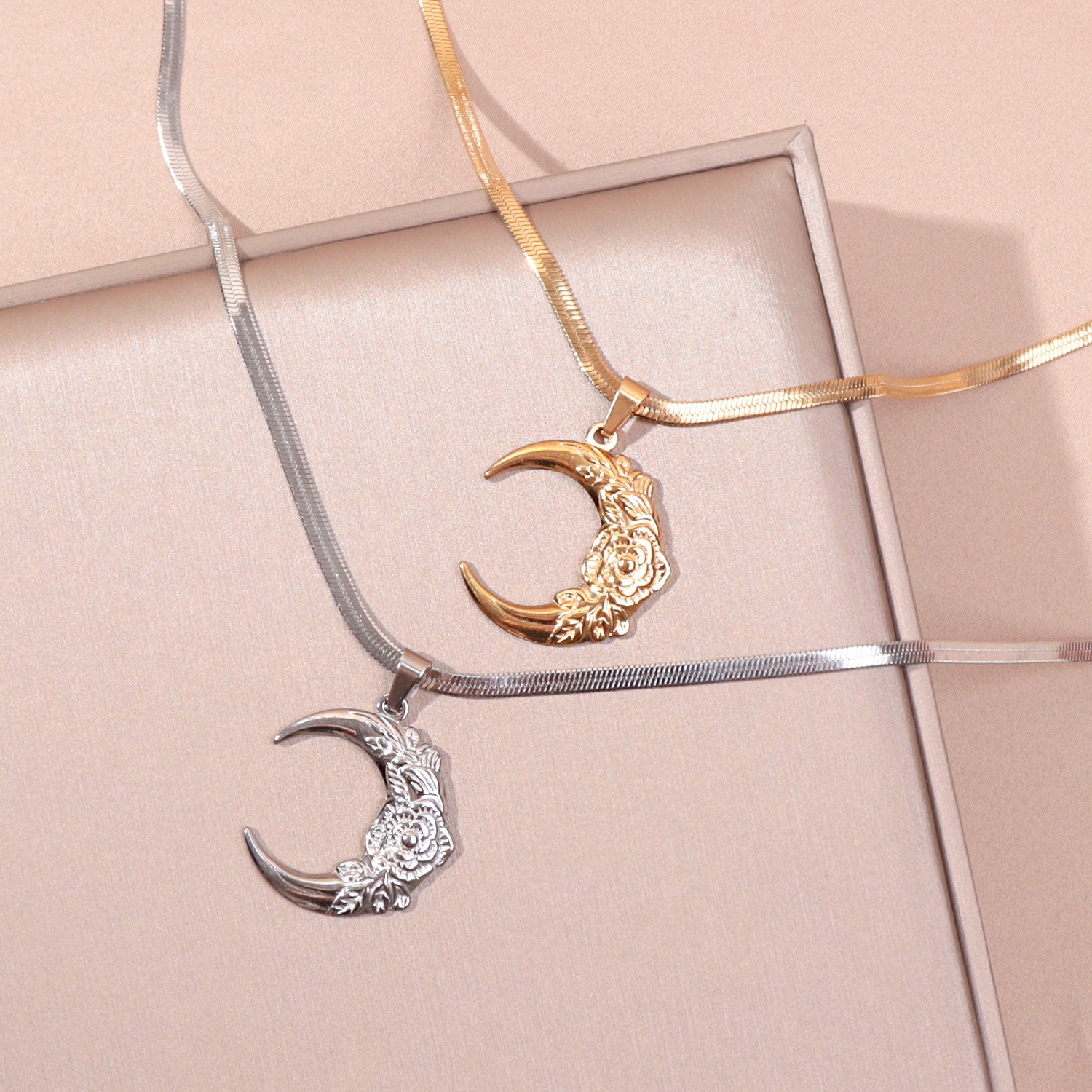 Wholesale Stainless Steel Moon Pendant Flat Snake Chain Necklace