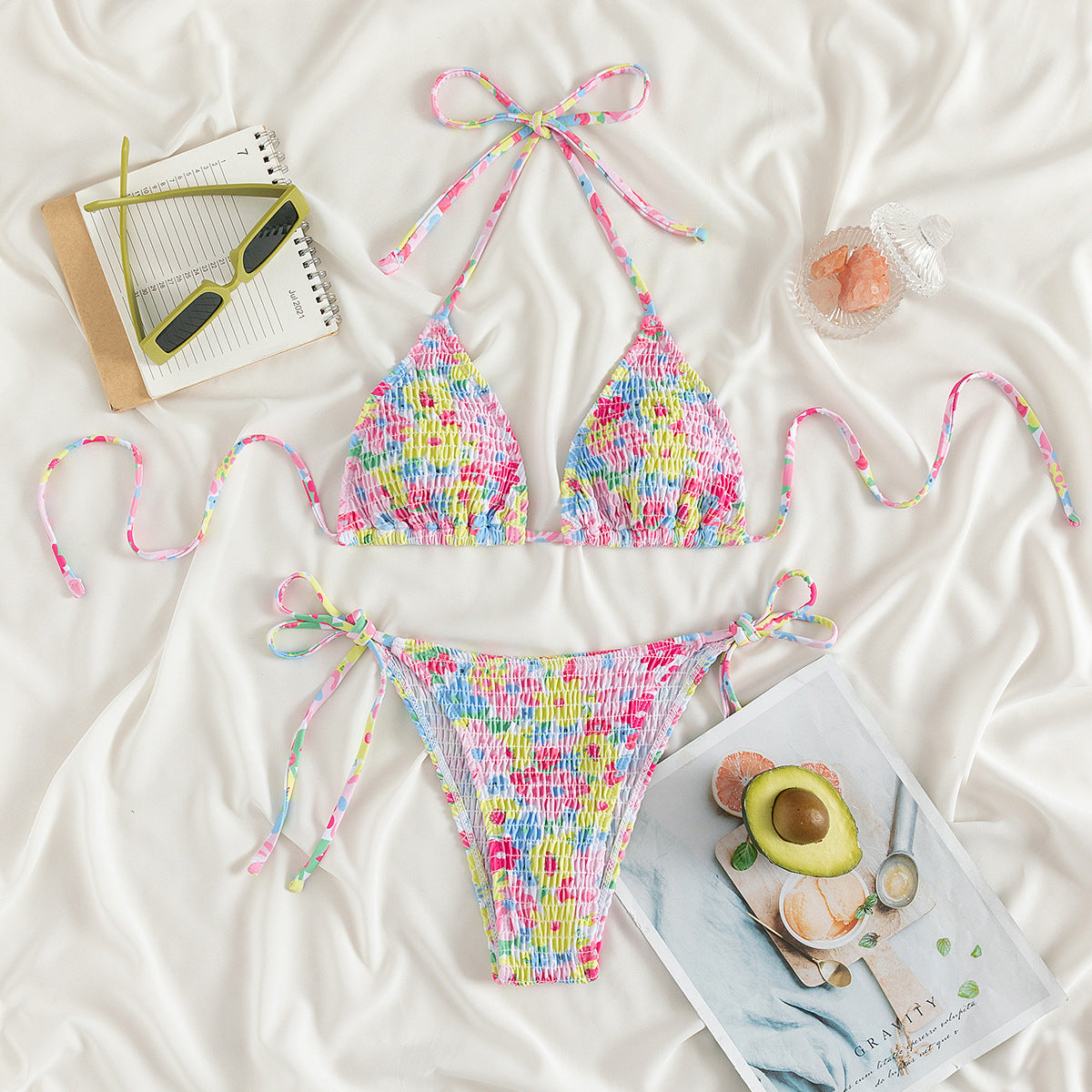 Wholesale Two-piece printed swimsuit