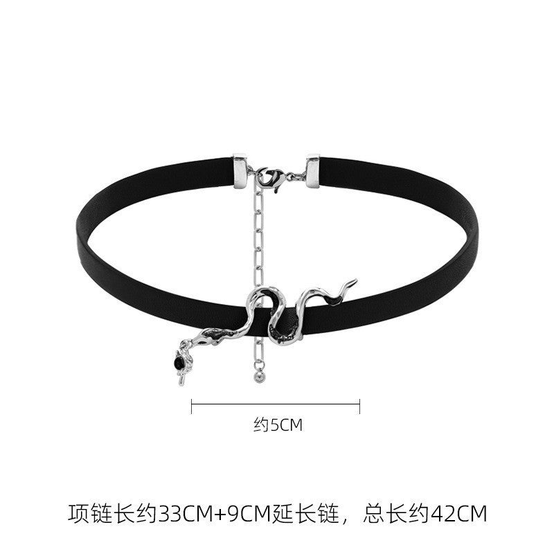 Wholesale Black Butterfly Hip Hop Hottie Personalized Pearl Necklace