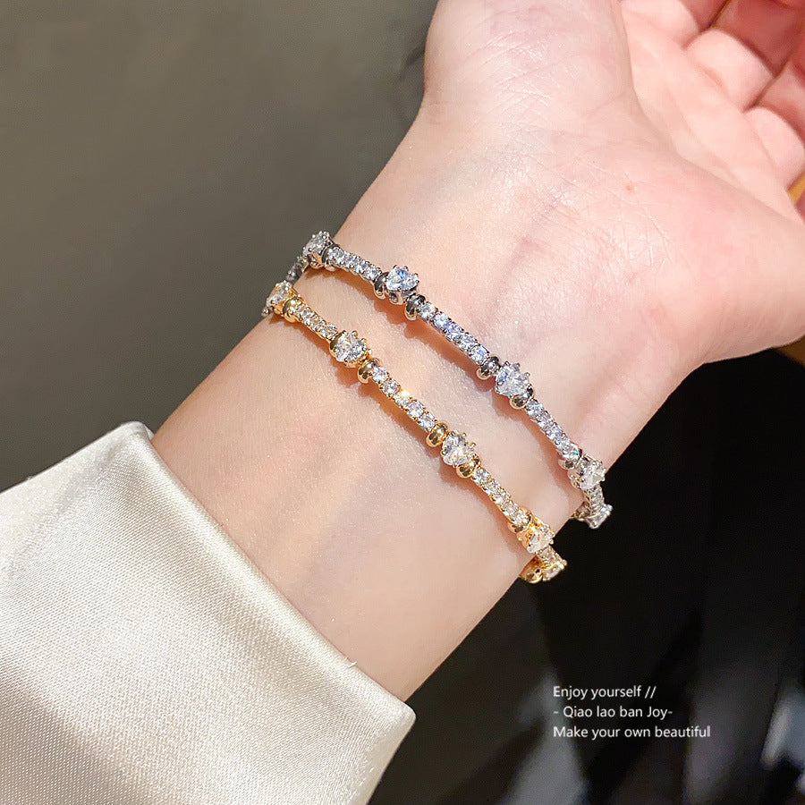 Wholesale Heart shaped inlaid sparkling zircon bracelet