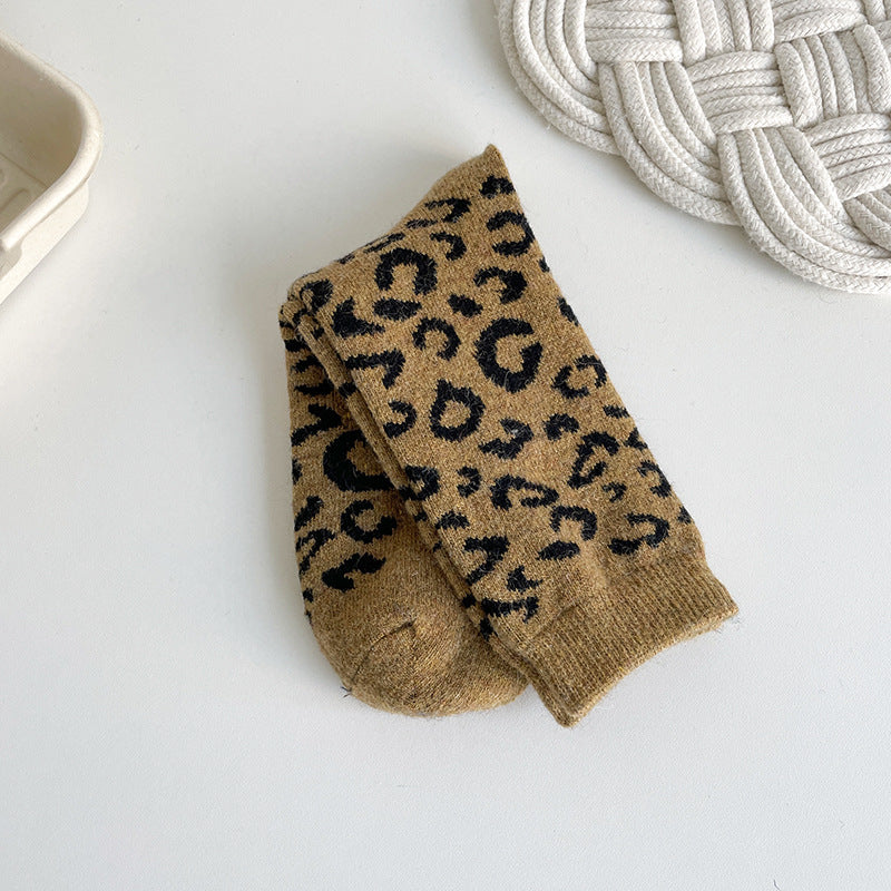Wholesale Leopard Print Socks, Medium Tube Socks, Winter Warm Wool Socks