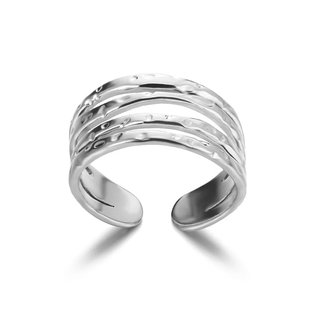 Wholesale Gold Stainless Steel Fashionable Lip-Shaped Flower Ring