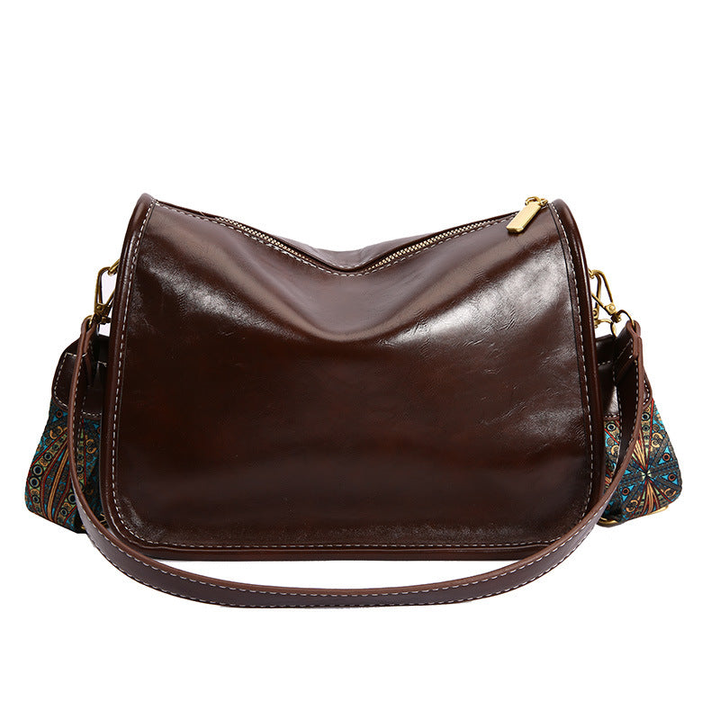 Wholesale 2023 Autumn Oil Wax Leather Large Capacity Retro Shoulder Bag