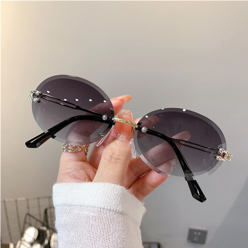 Wholesale Oval Internet celebrity gradient sunglasses