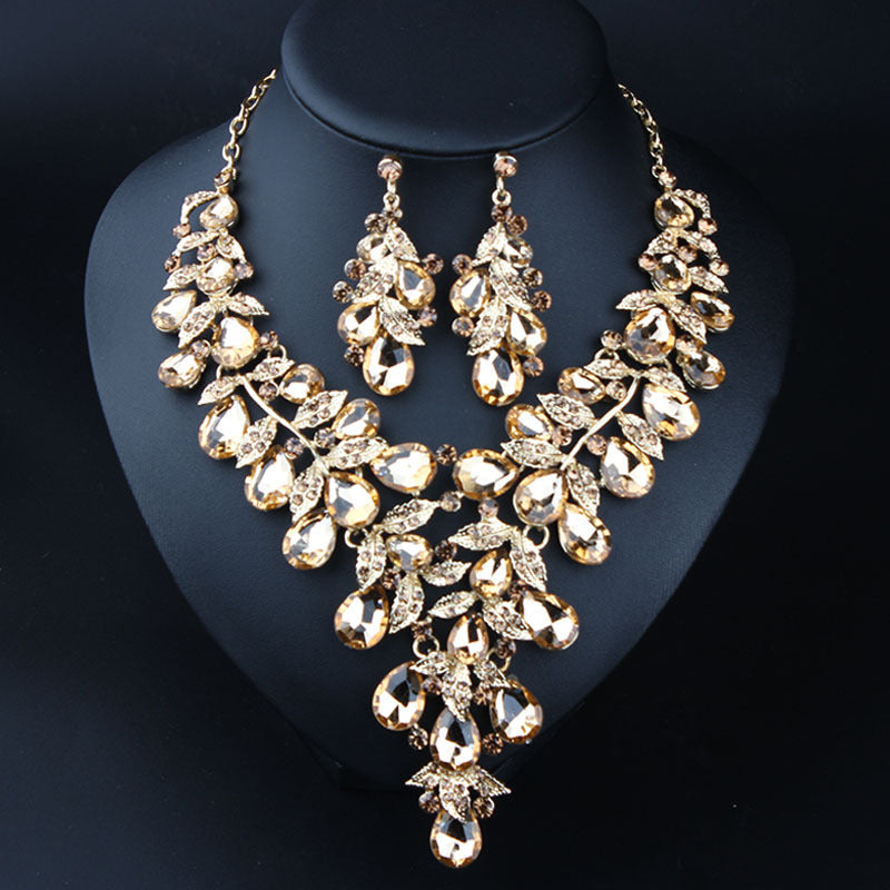 Wholesale Women's Evening Dress Accessories Large Waterdrop Necklace Earrings Set