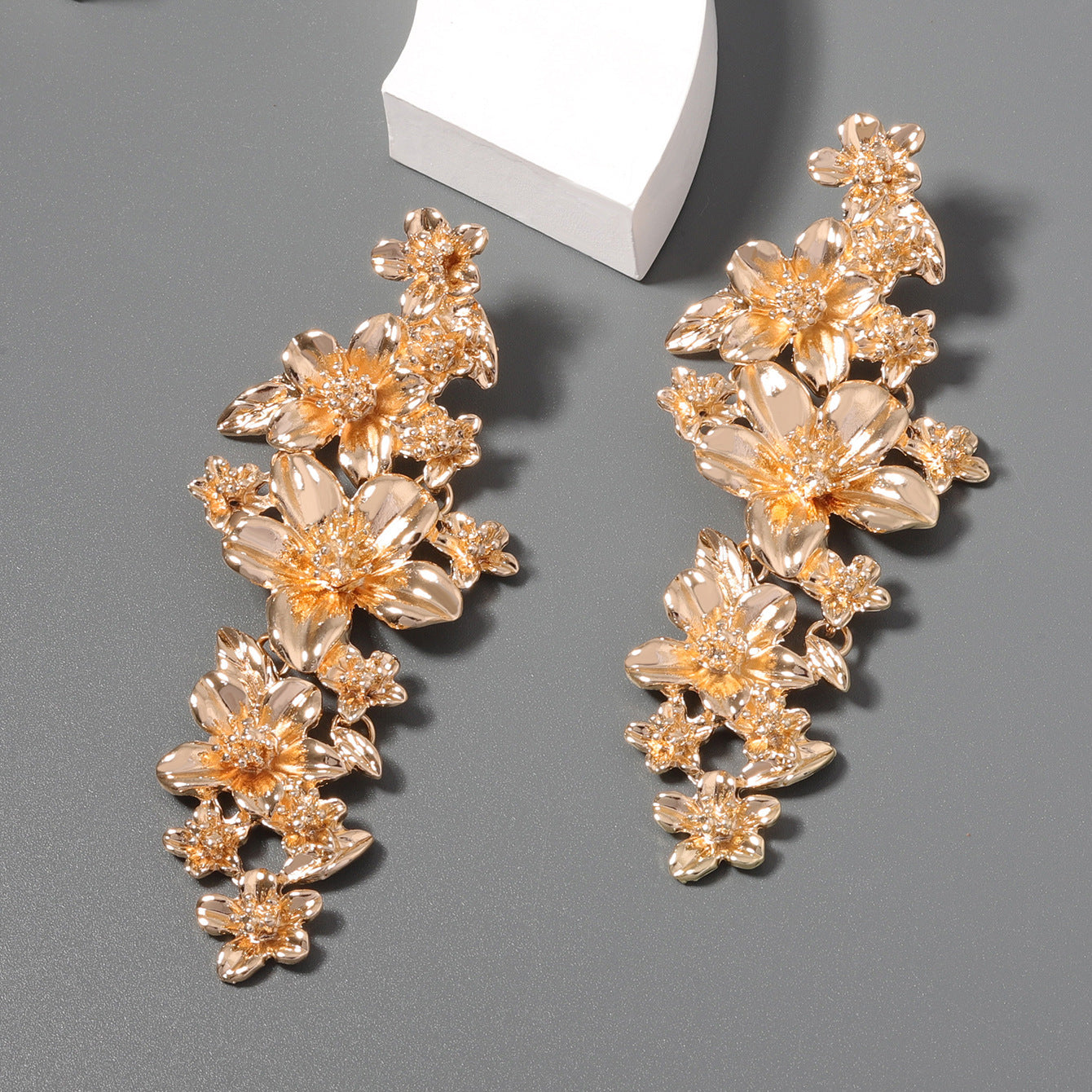 Wholesale Long Alloy Hollow Flower Earrings