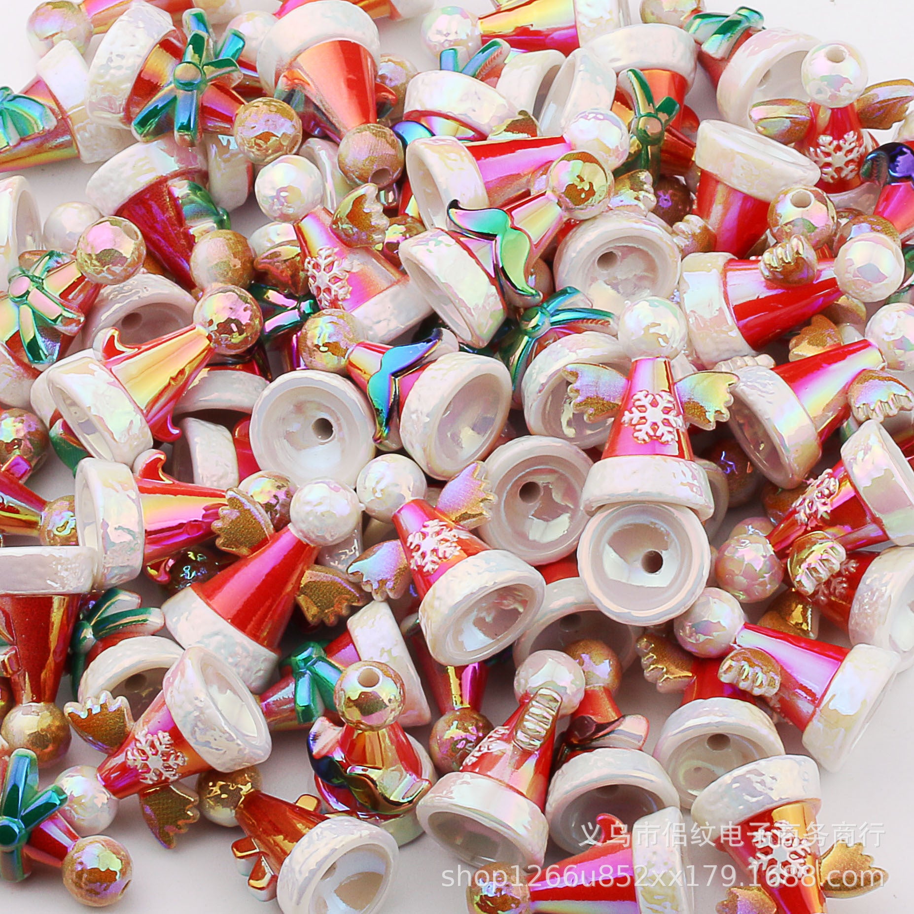 Wholesale 150pcs/pack Acrylic Painted UV Plated Straight Hole Christmas Hat DIY Beaded Accessories