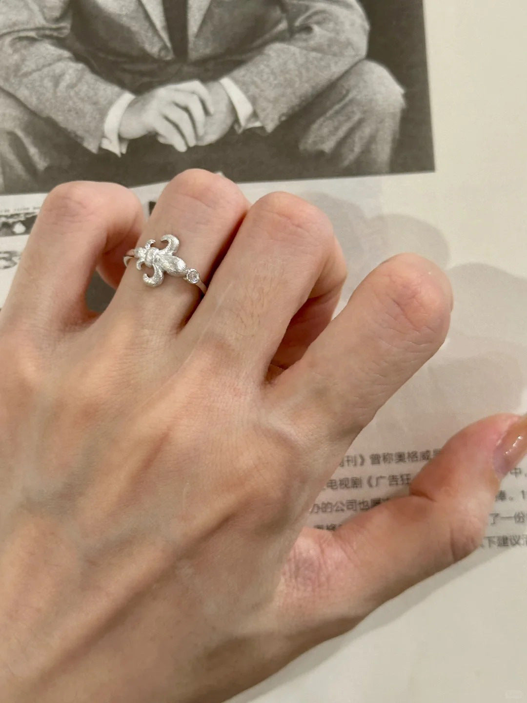 Wholesale Brushed Starburst Zircon Luxury Open Ring