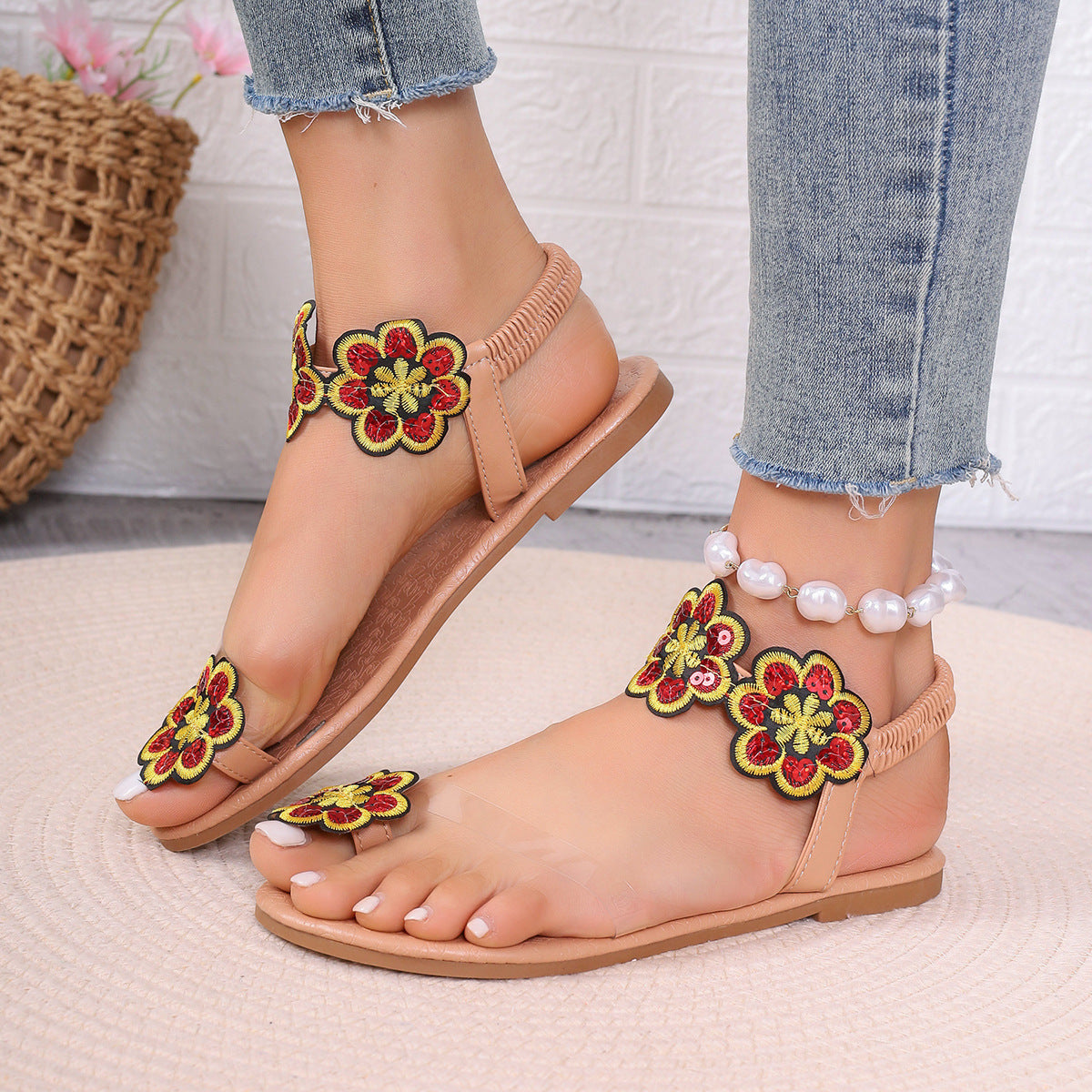 Wholesale Large Size Floral Flat Thong Sandals