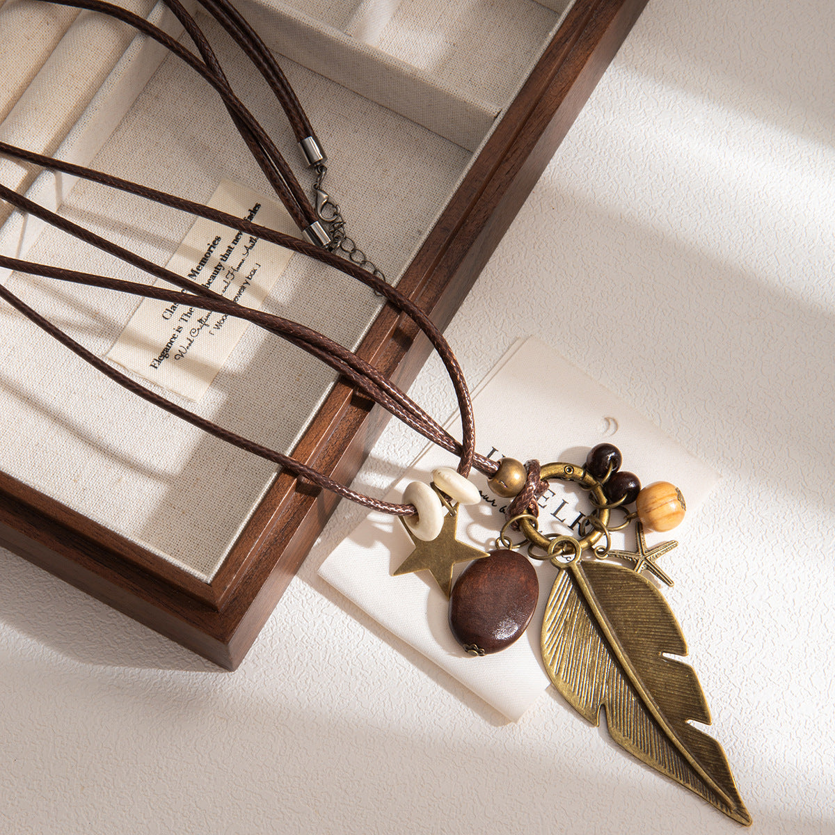 Wholesale Zen ethnic style long star beaded feather necklace