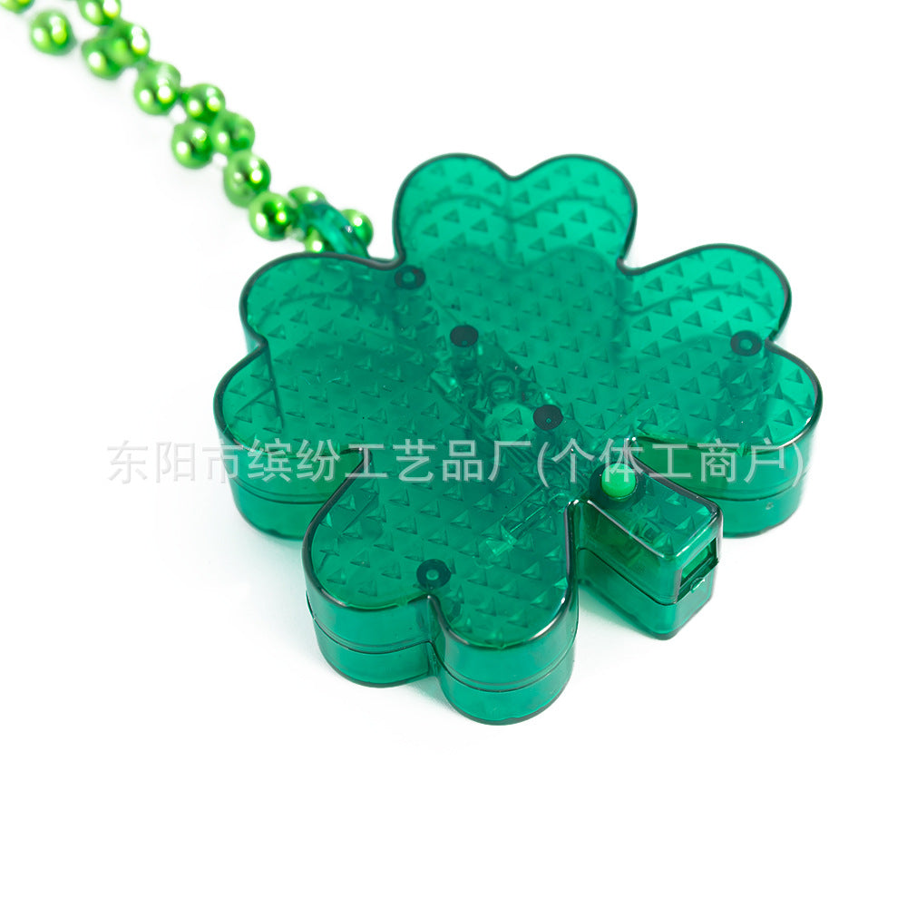 Wholesale St.  Patrick' s Day LED light clover luminous necklace