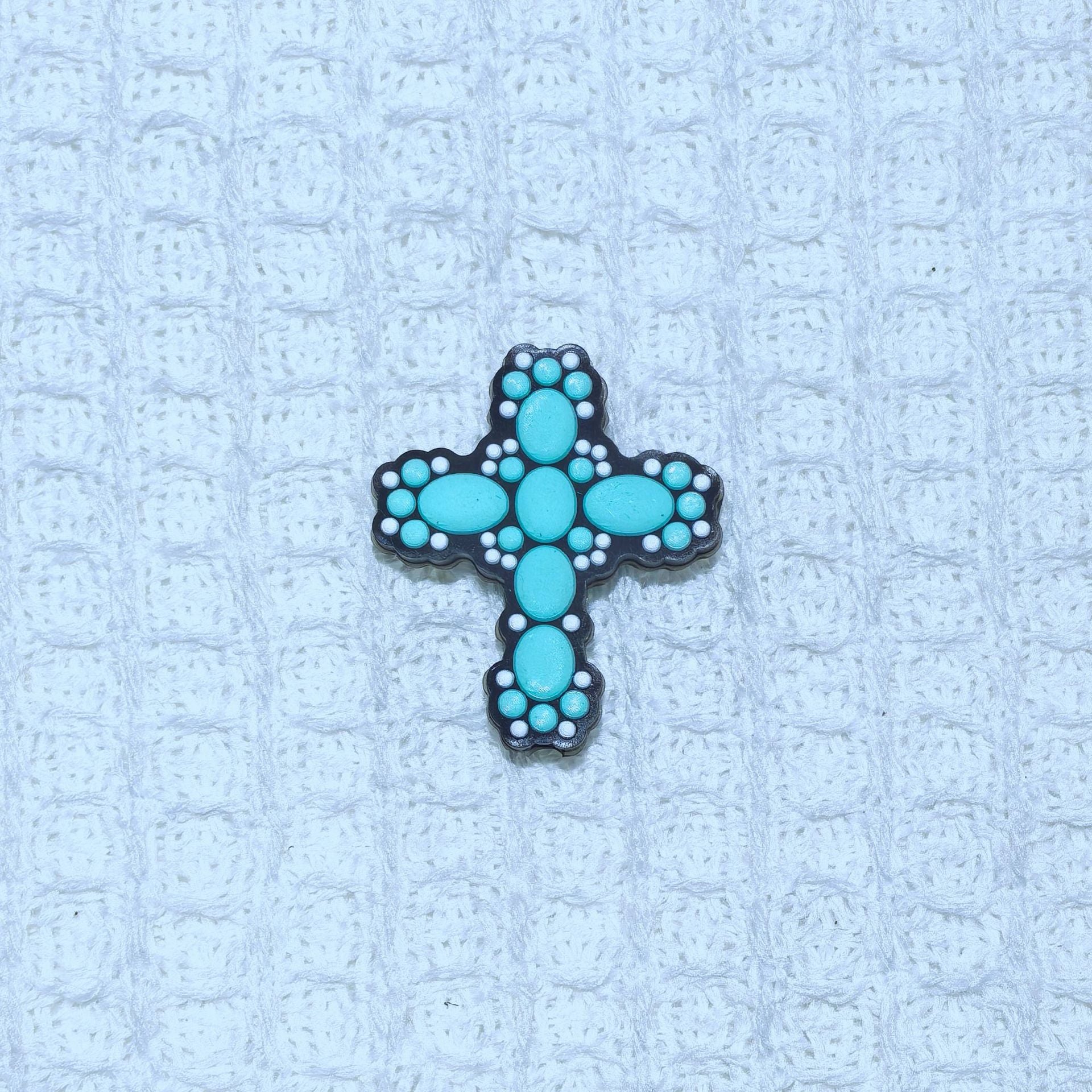 Wholesale  Random 100pcs  cross variety series silicone cartoon beads Focal Beads