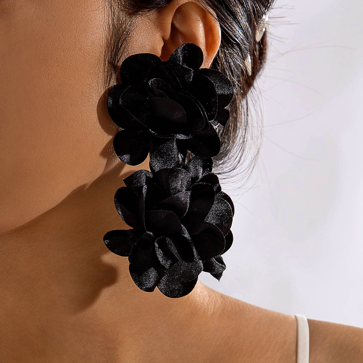 Wholesale Fresh and colorful floral Valentine' s Day earrings