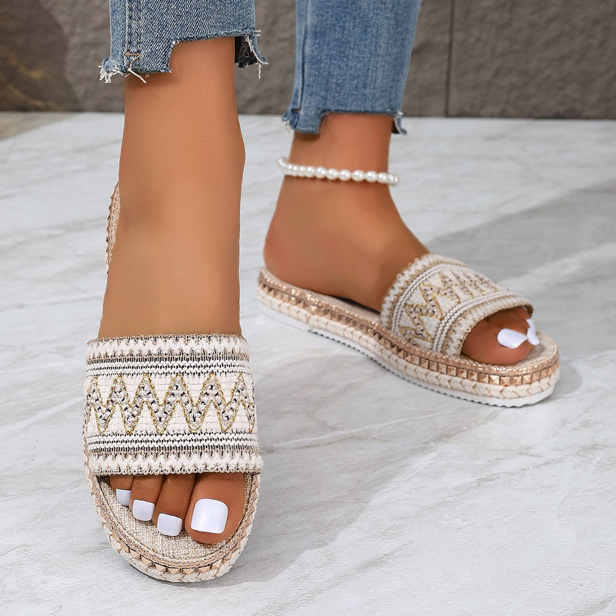 Wholesale Thick-soled Large-size Casual Flat Slippers