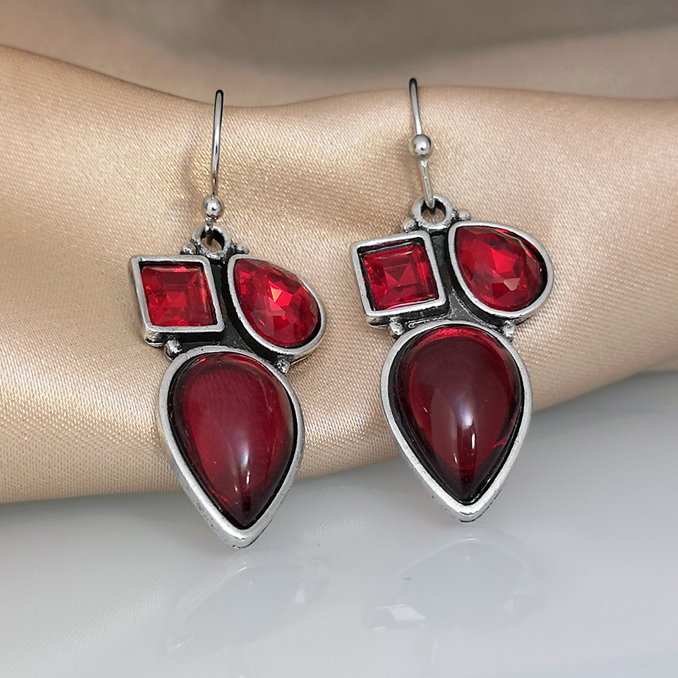 Wholesale wine red candy crystal gemstone alloy Earrings
