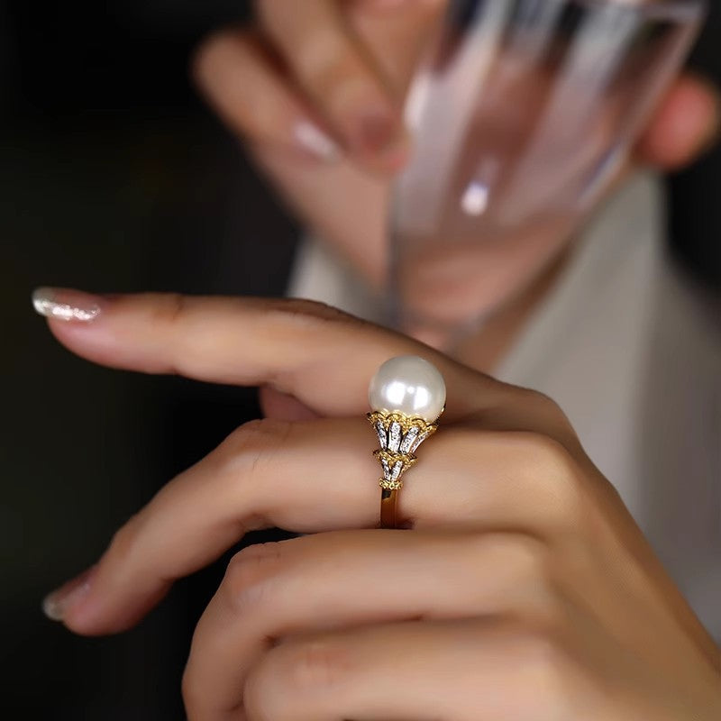 Wholesale Carved Gold Lace Lace Two-color Gold Inlaid Diamond Pearl Copper Ring