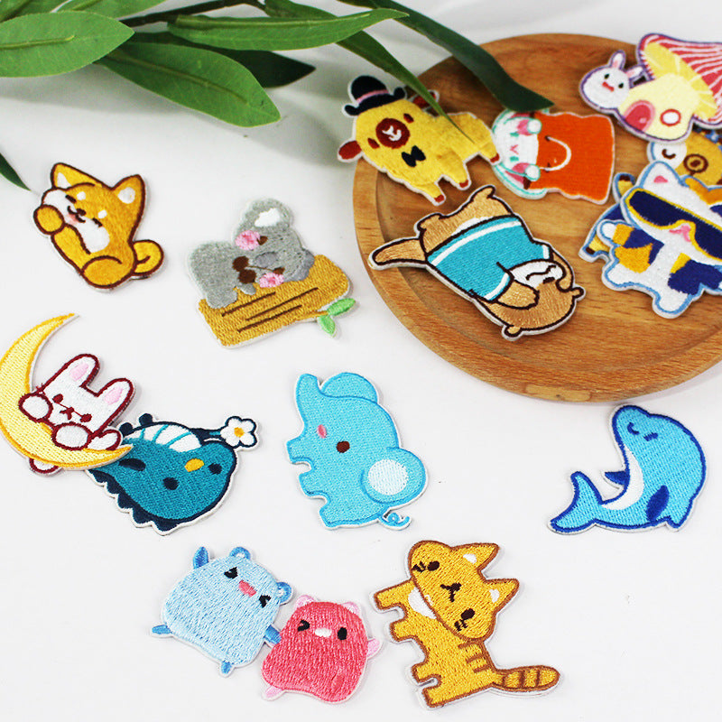 Wholesale Cloth Embroidery Patches Cartoon Animal Designs Self Adhesive Decorative Fashion Accessory For Clothing Towel DIY