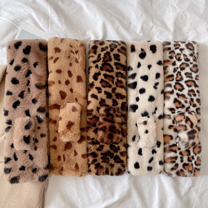 Wholesale Autumn and Winter Leopard Print Thickened Warm Fur Scarves
