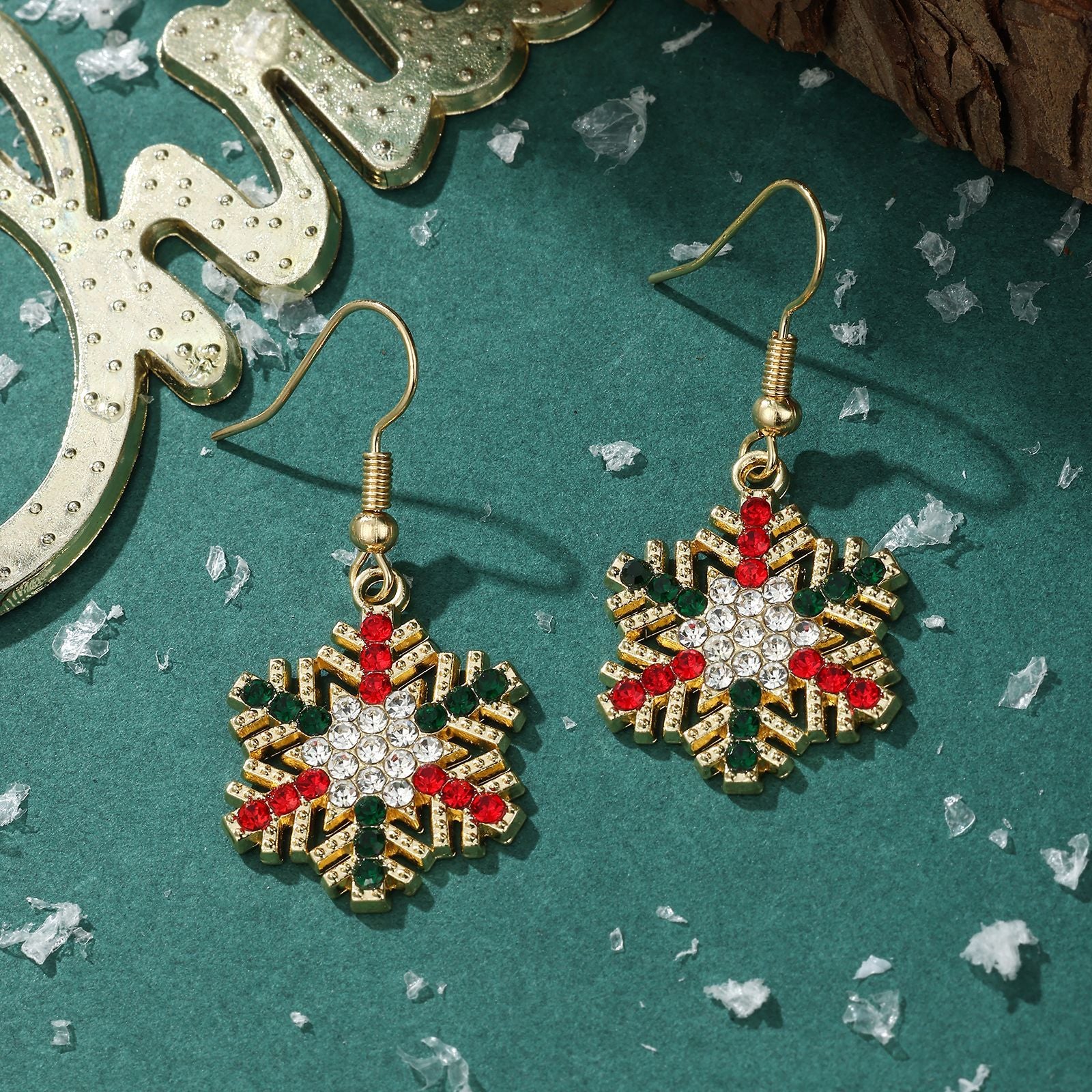 Wholesale Chic Christmas Snowflake Earrings For Women Zinc Alloy Rhinestone Fashion Jewelry Party Gift