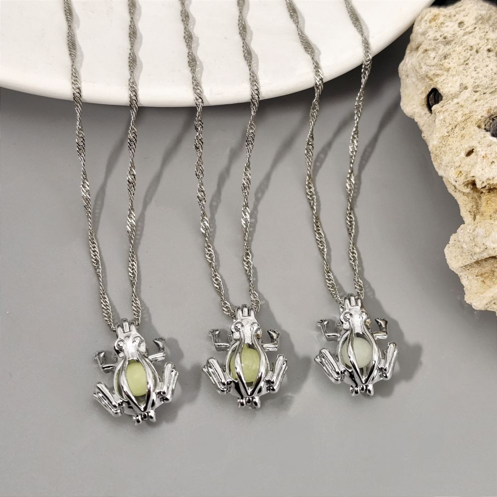 Wholesale Halloween Little Frog Luminous Necklace