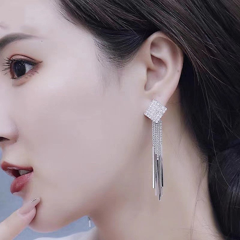 Wholesale French style personalized inlaid super shiny full diamond claw chain tassel long versatile earrings