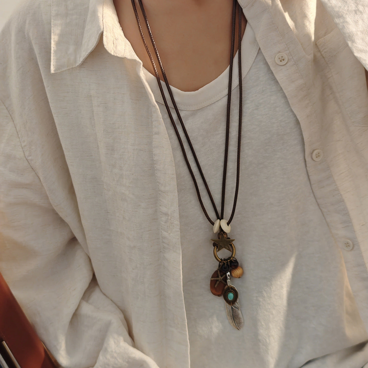 Wholesale Zen ethnic style long star beaded feather necklace