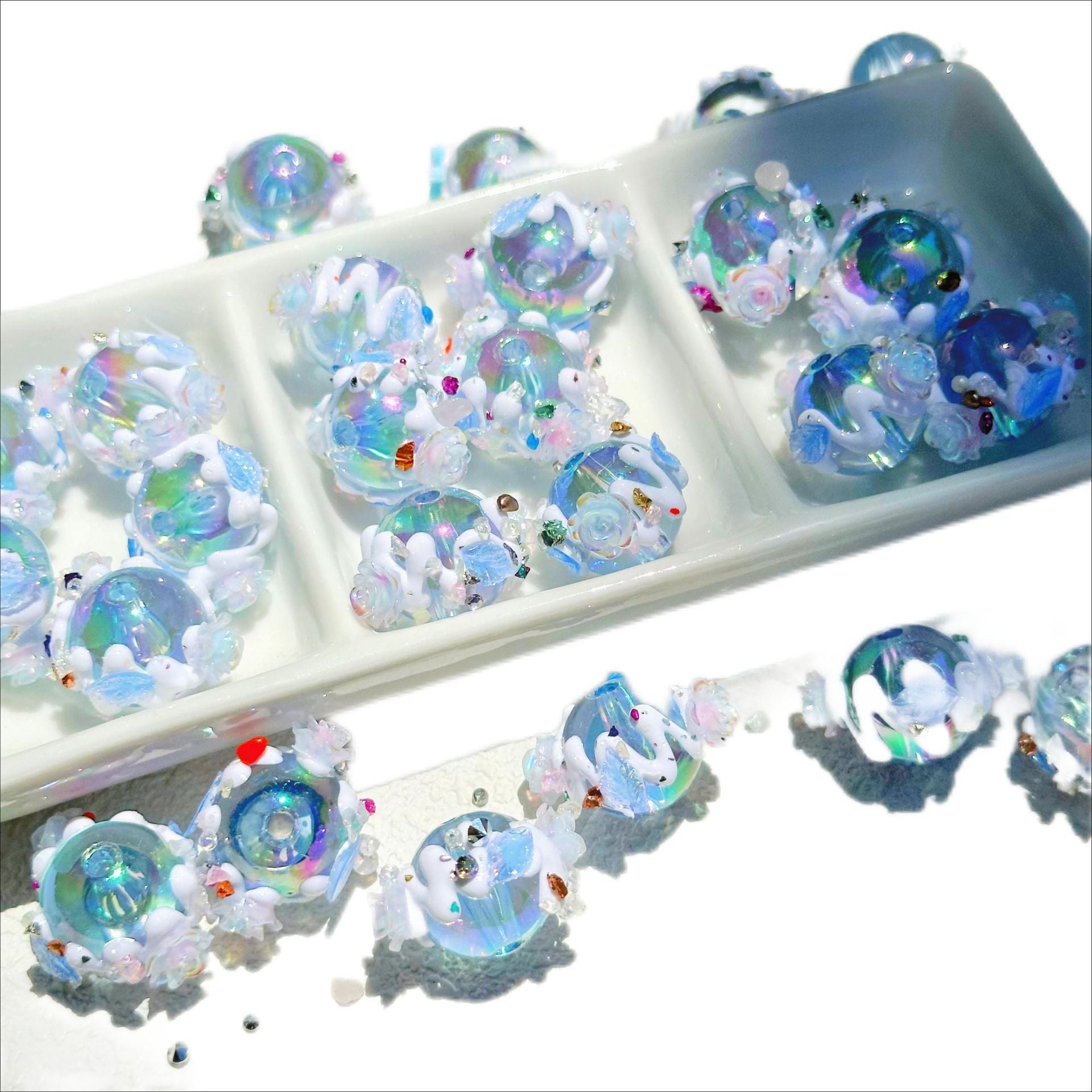 Wholesale 10pcs 3mm Diameter Diamond Girl Flower Series Hand-painted Beads