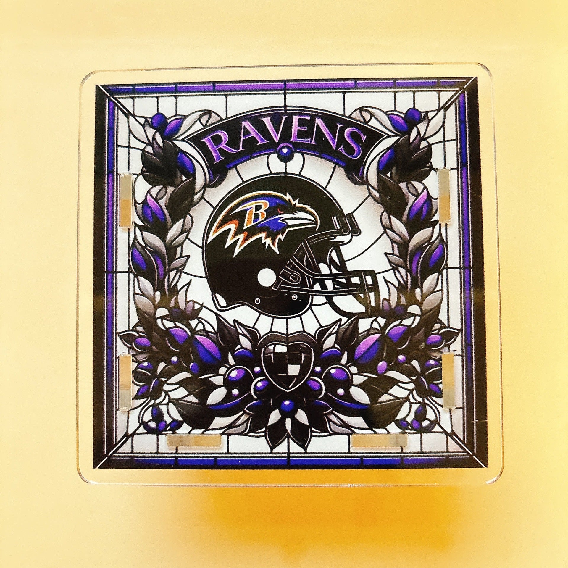 Wholesale Sporting Acrylic Pen Holder Popular Pen Box Creative Gift Stationery Student 10cm