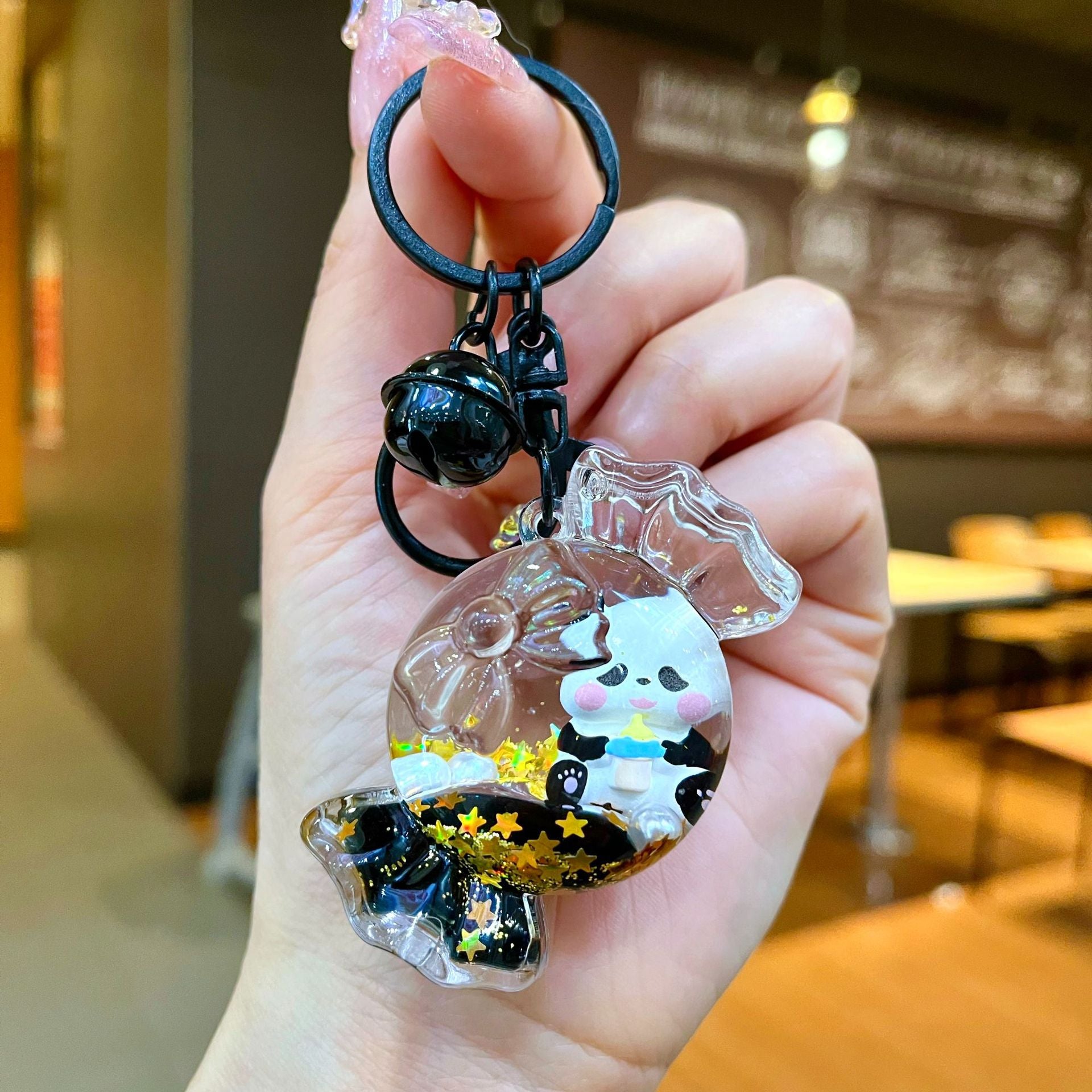 Wholesale Black gold floating cartoon cute panda Liquid Keychains