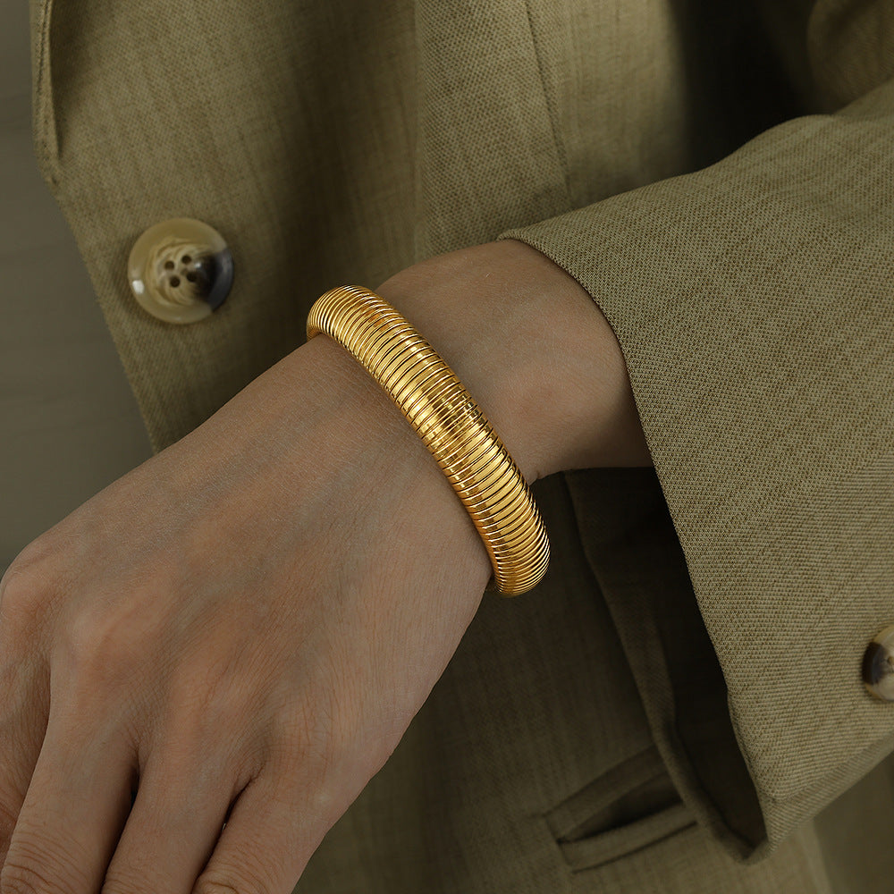 Wholesale Exaggerated Vintage Threaded Stretch Bracelet Necklace Set